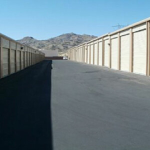 Outdoor Aisle